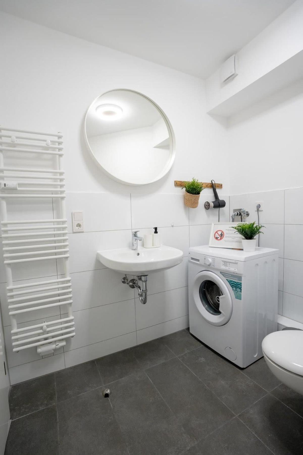 Studio For 4 Guests In Hamburg Rotherbaum Exteriör bild
